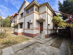 Expozitiei Casa spatioasa cu gradina mare zona Expozitiei Agronomie