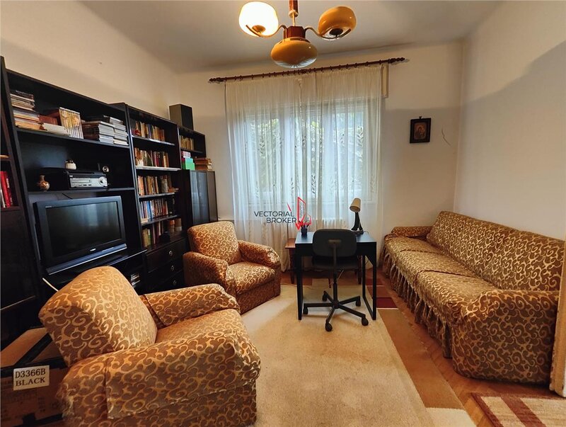 Expozitiei  Casa spatioasa cu gradina mare zona Expozitiei  Agronomie